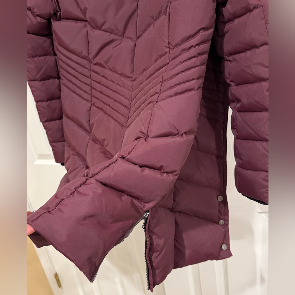 Pajar Maroon Burgundy Down Puffer Coat with Faux Fur Trim - Picture 9 of 16